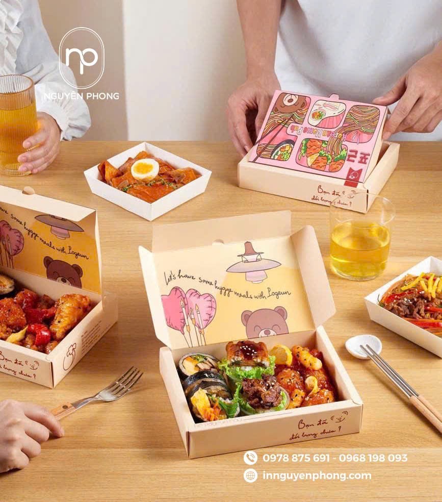 Hộp đựng cơm cuộn